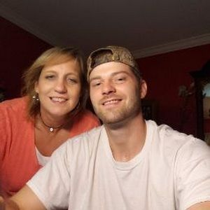 Meet your Posher, Leanne